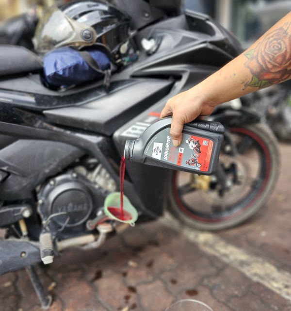 Nhớt Fuchs Silkolene Pro 4 XP 10w40