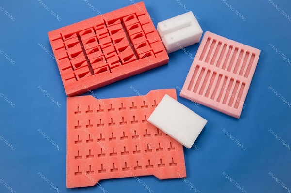 tui-xop-pe-chong-tinh-dien-01 Đặc điểm của xốp PE Foam chống tĩnh điện