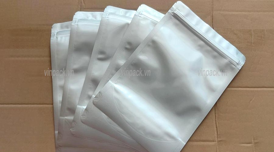 Túi zip bạc 2 mặt đẹp mắt, kín đáo Túi zip bạc, túi zipper bạc, túi zip bạc 2 mặt, túi zip bạc 1 mặt, túi zip bạc đáy đứng, tui zip bac, tui zipper bac, tui zip bac day dung