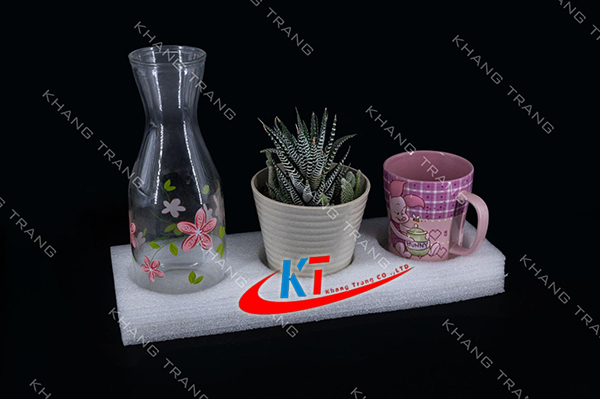 ung-dung-cua-xop-pe-foam-dinh-hinh-dang-tam Ứng dụng của xốp PE Foam định hình dạng tấm dùng để kê, lót hàng hóa